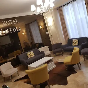 Media Paryż